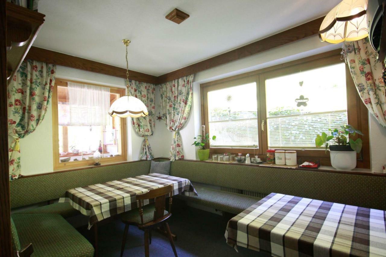 Privatzimmer Kammerlander Neukirchen am Großvenediger Esterno foto